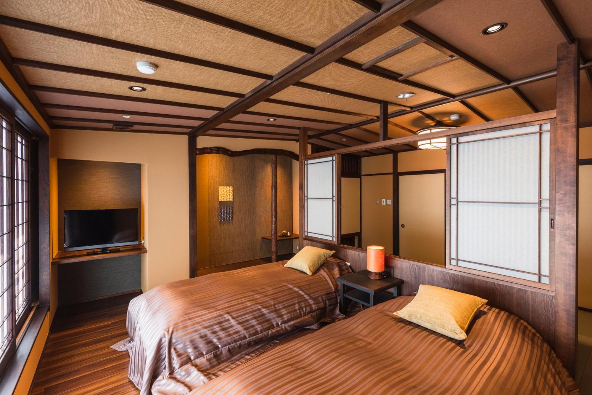 Tsuta Onsen Ryokan Товада Номер фото
