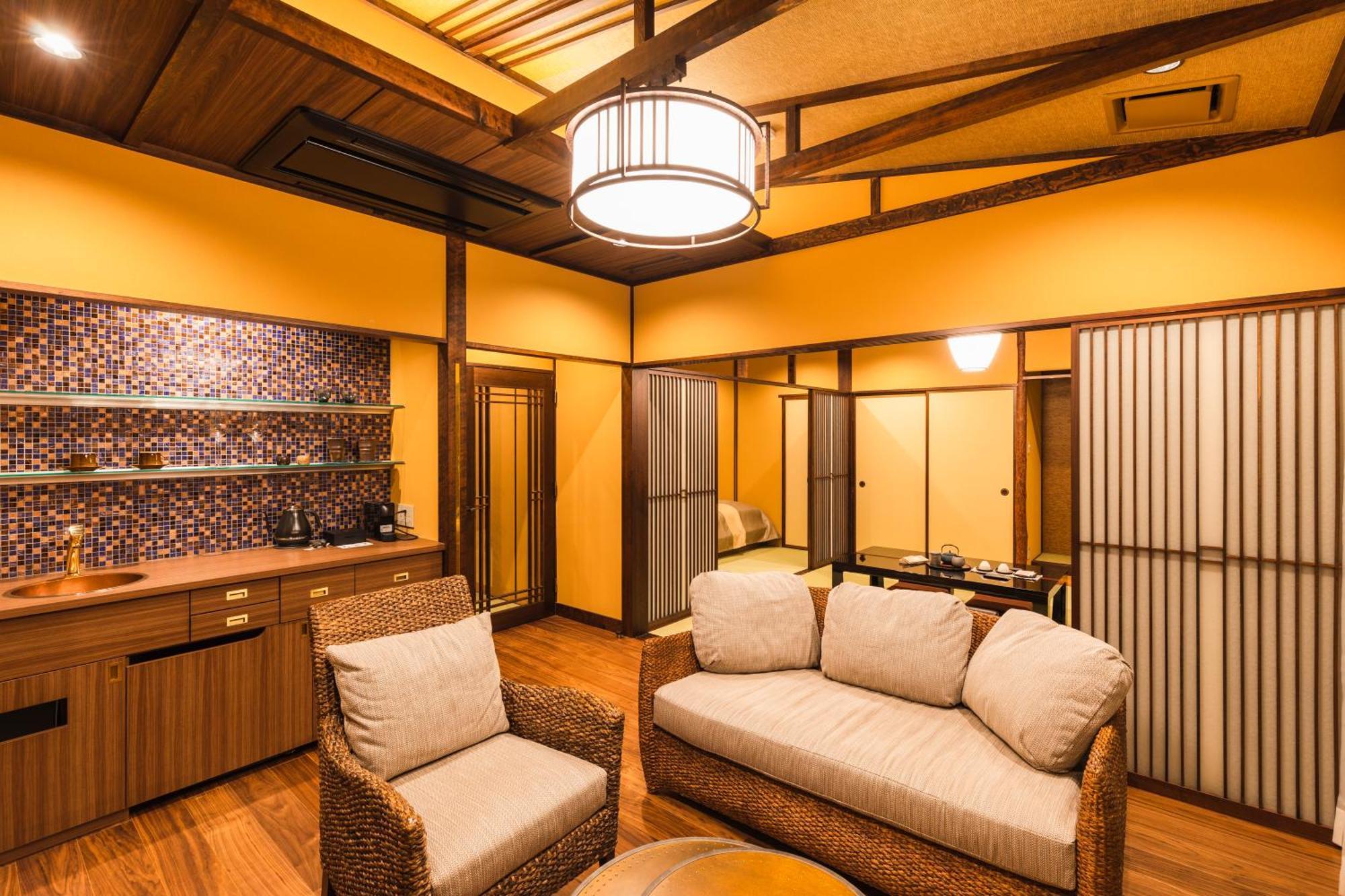 Tsuta Onsen Ryokan Товада Екстер'єр фото